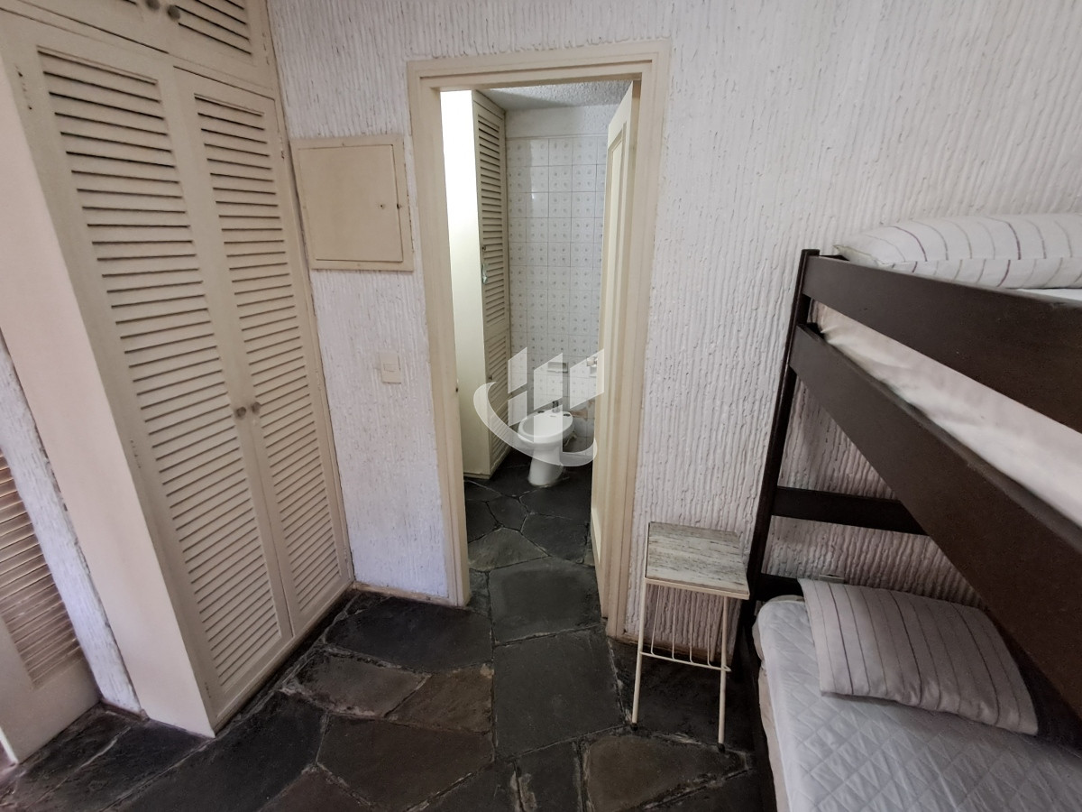 Apartamento ID.1387 - PUNTA DEL ESTE SOBRE AV ROOSEVELT 1 DORMITORIO Y MEDIO PARRILLERO VENTA