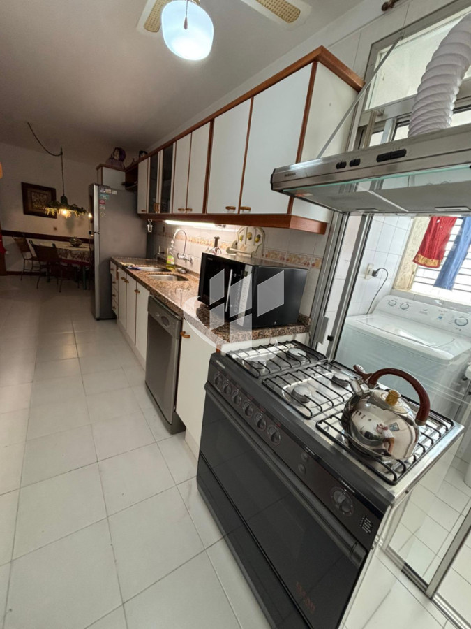 Apartamento ID.2453 - PUNTA DEL ESTE CHIVERTA APTO CON SERVICIOS DE 3 DORMITORIOS EN SUITE, GARAGE , DEP DE SERCVICIO