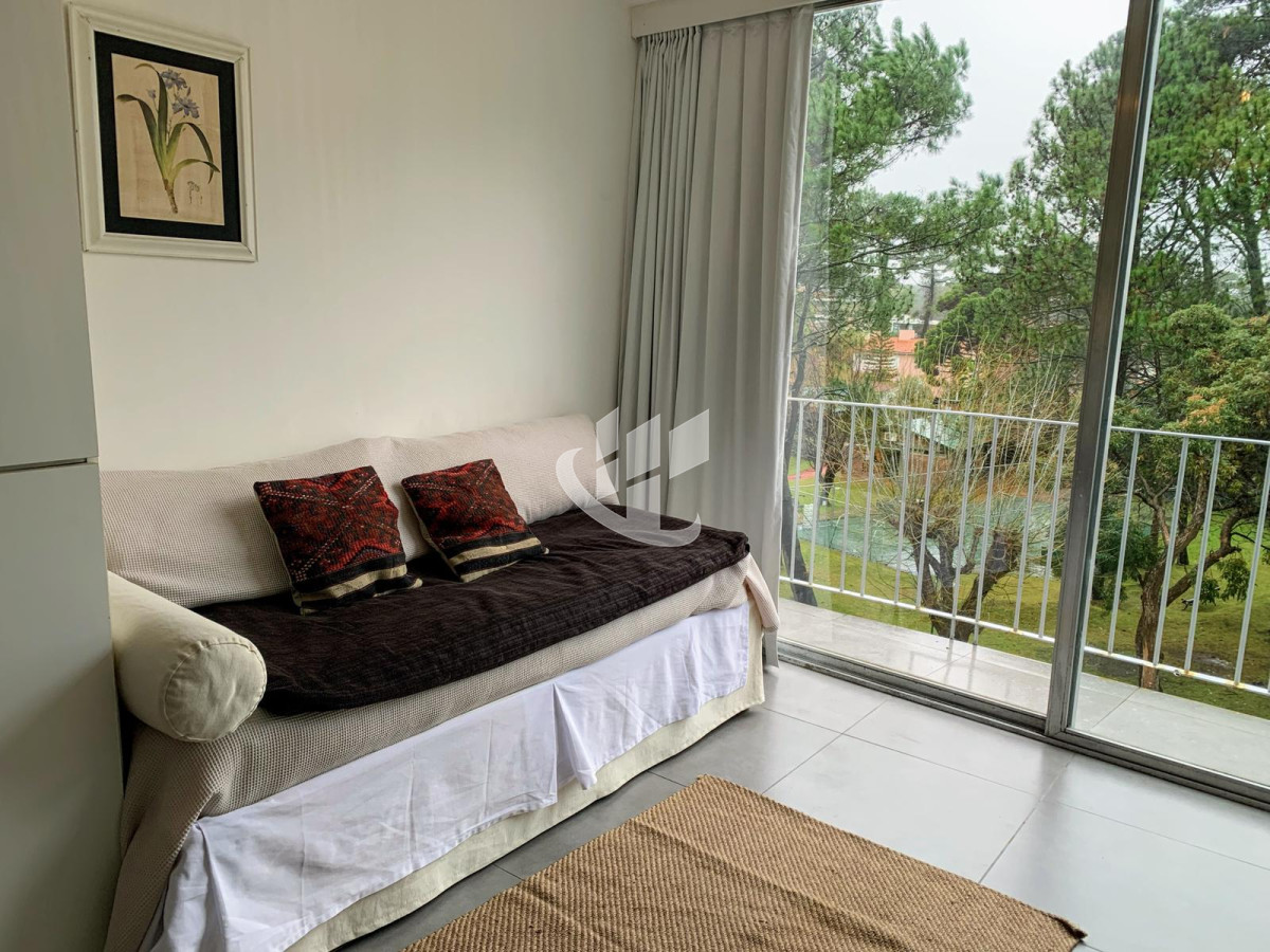 Apartamento ID.1992 - Apartamento en venta, 1 dormitorio, Arcobaleno, Punta del Este