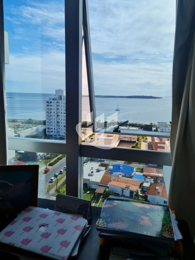 Apartamento ID.2013 - PUNTA DEL ESTE MANSA APTO 3 SUITES BALCON CON PARRILLERO EXCELENTE VISTA Y AMENITIES!