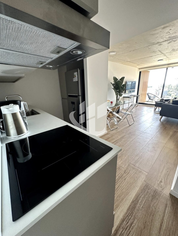 Apartamento ID.2238 - Venta apartamento, 1 dormitorio, 1era linea de mar, Playa Mansa, Punta del Este