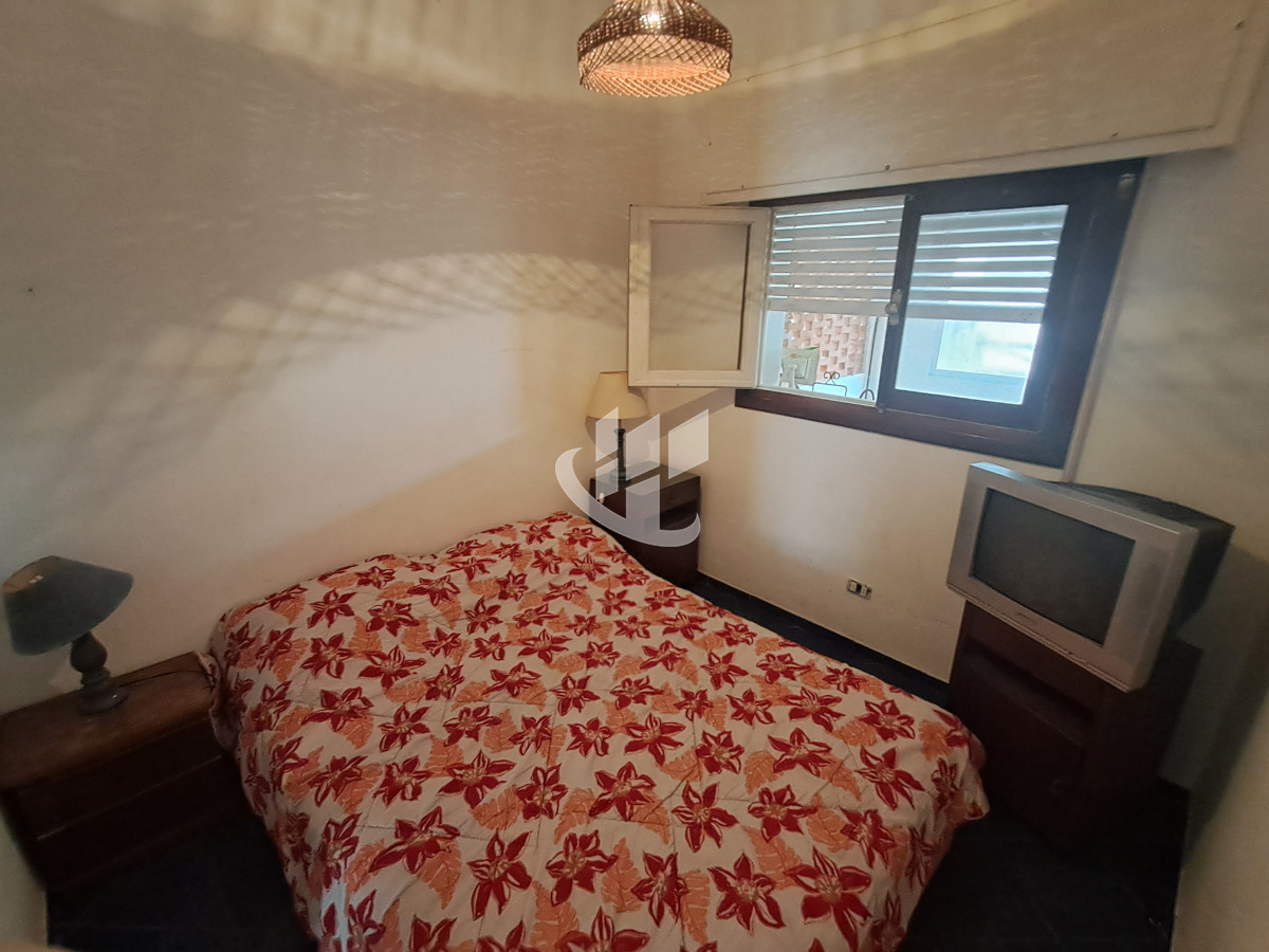 Apartamento ID.1494 - PUNTA DEL ESTE PENINSULA APARTAMENTO DE 3 DORMITORIOS Y DEPENDENCIA EN VENTA