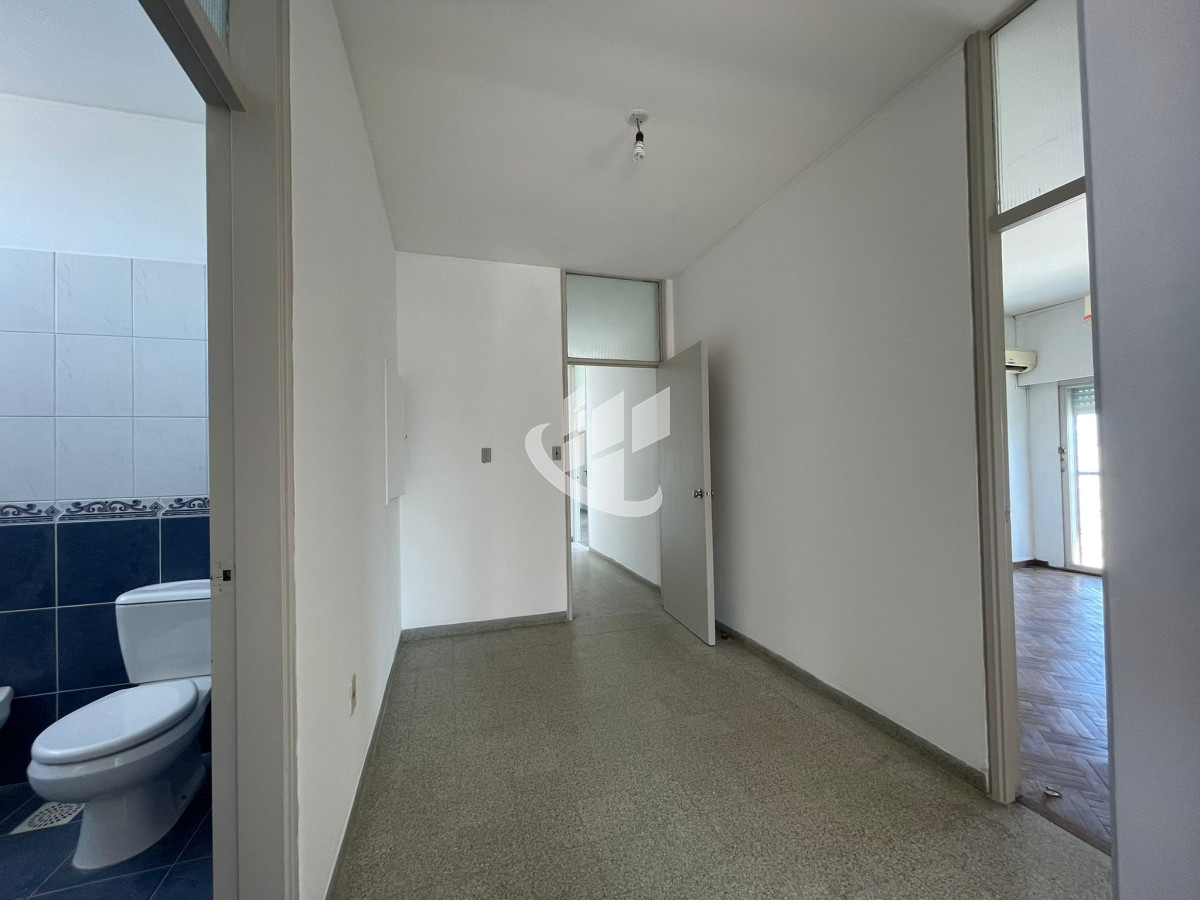 Apartamento ID.1561 - APARTAMENTO CENTRICO CON MUY BUENA VISTA