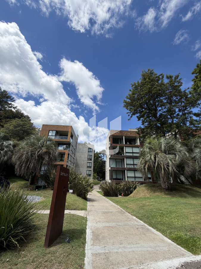 Apartamento ID.2479 - Alquiler invernal  de 2 dormitorios Punta del Este