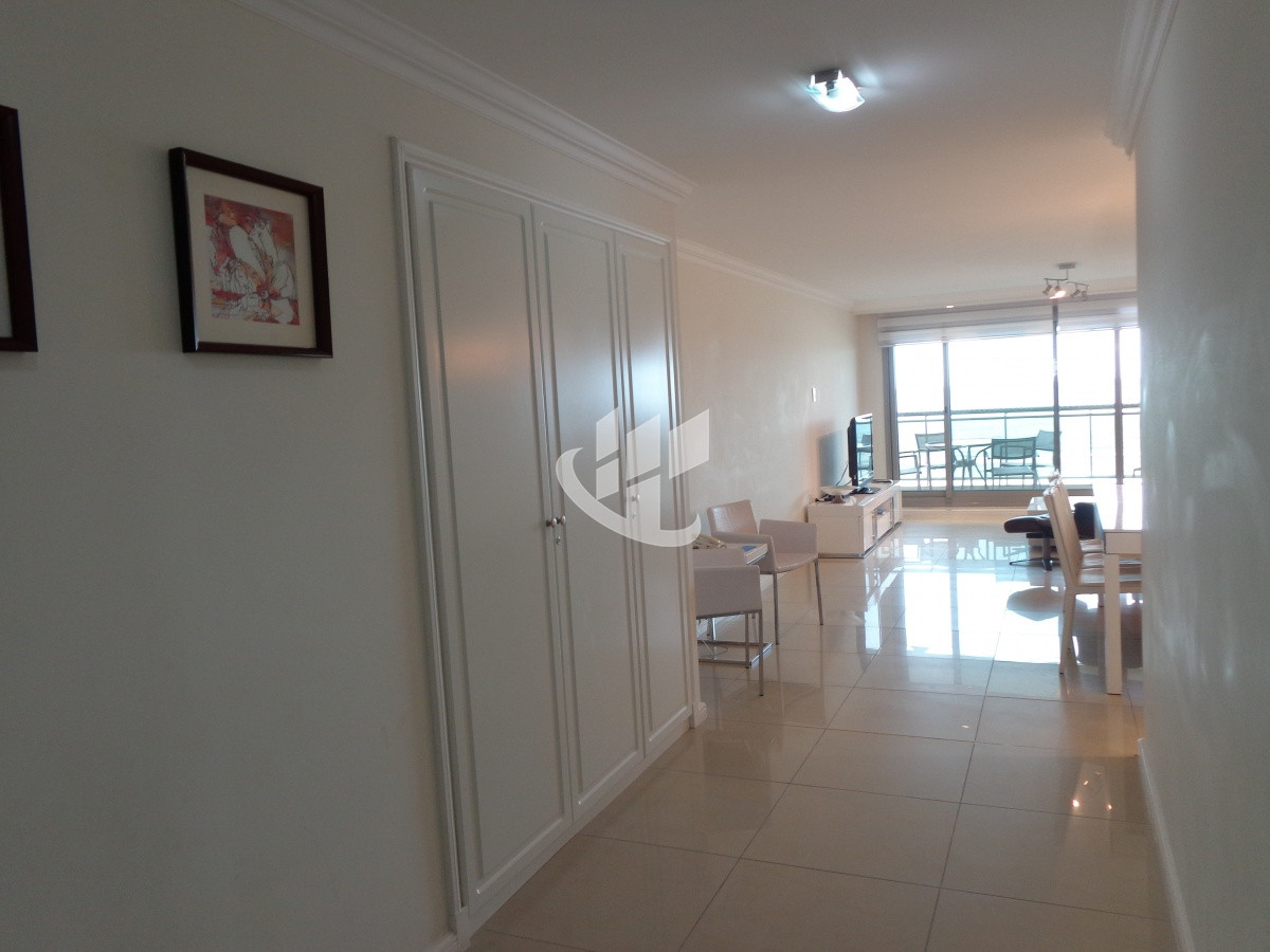 Apartamento ID.1400 - PUNTA DEL ESTE IMPERIALE FRENTE AL MAR! 3 DORMITORIOS 