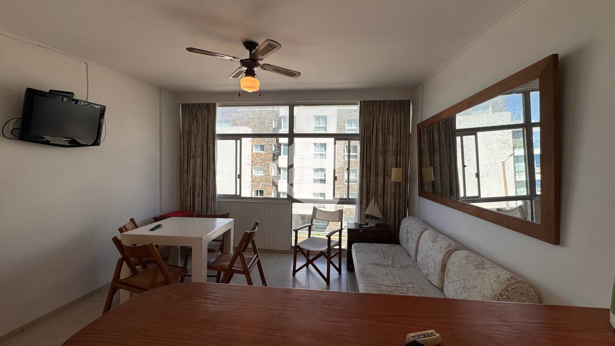Apartamento ID.1756 - Alquiler invernal y anual.