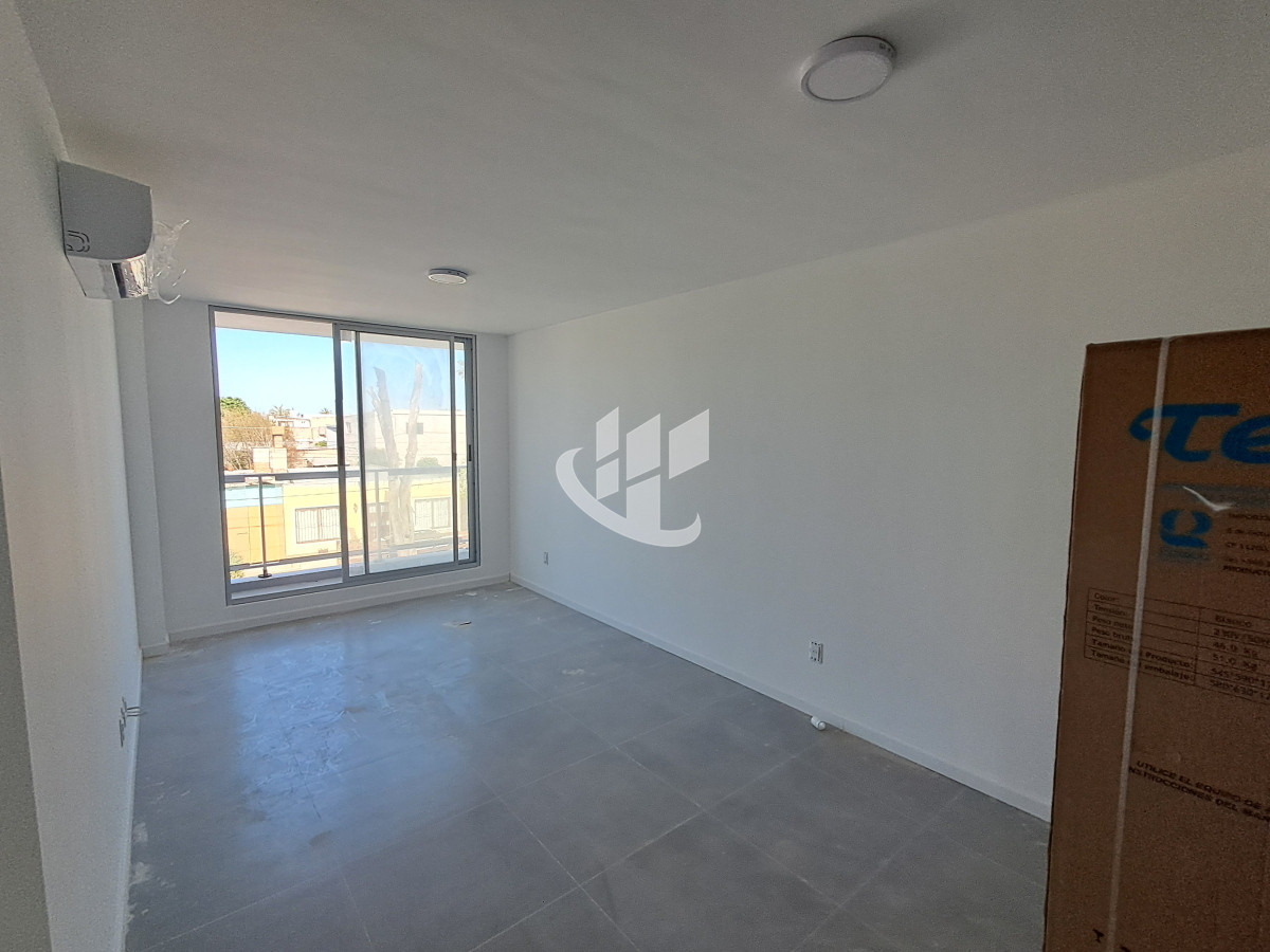 Apartamento ID.1557 - MALDONADO CENTRO A ESTRENAR 2 DORMITORIOS BALCON COCHERA