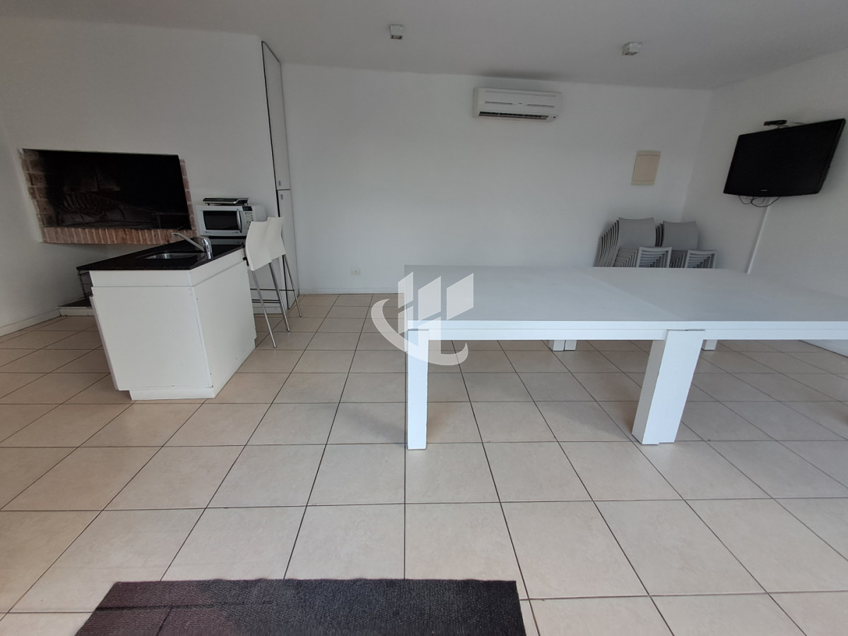 Apartamento ID.2397 - PUNTA DEL ESTE LA PASTORA A METROS DE MANSA 2 DORM Y MEDIO
