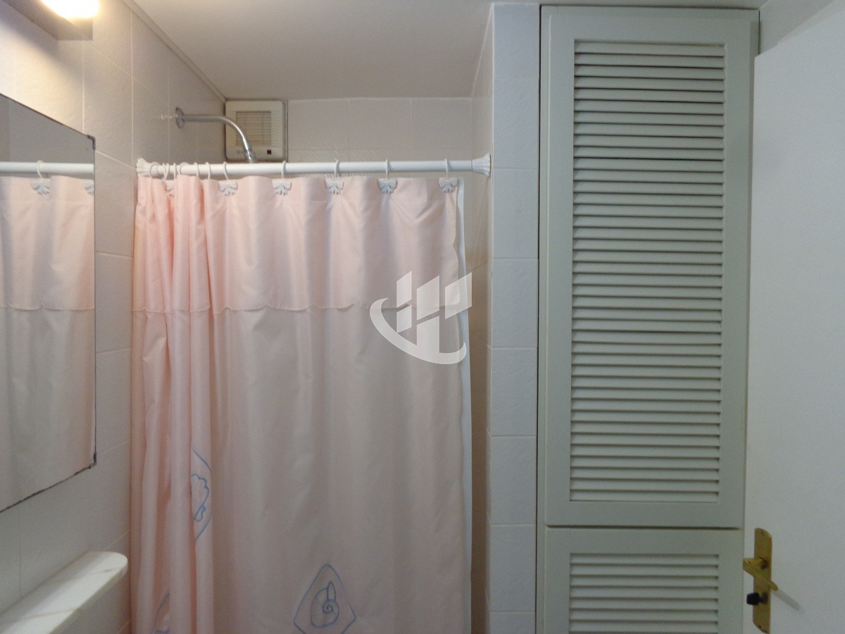 Apartamento ID.1357 - PUNTA DEL ESTE PENINSULA APARTAMENTO  2 DORMITORIOS 2 BAÑOS GARAGE VENTA 