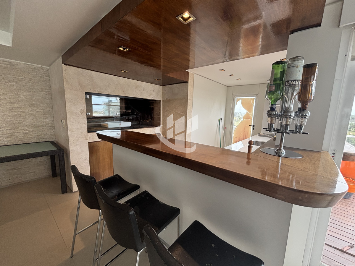 Apartamento ID.2280 - PUNTA DEL ESTE - PLAYA BRAVA - APARTAMENTO 4 DORMITORIOS - VENTA 