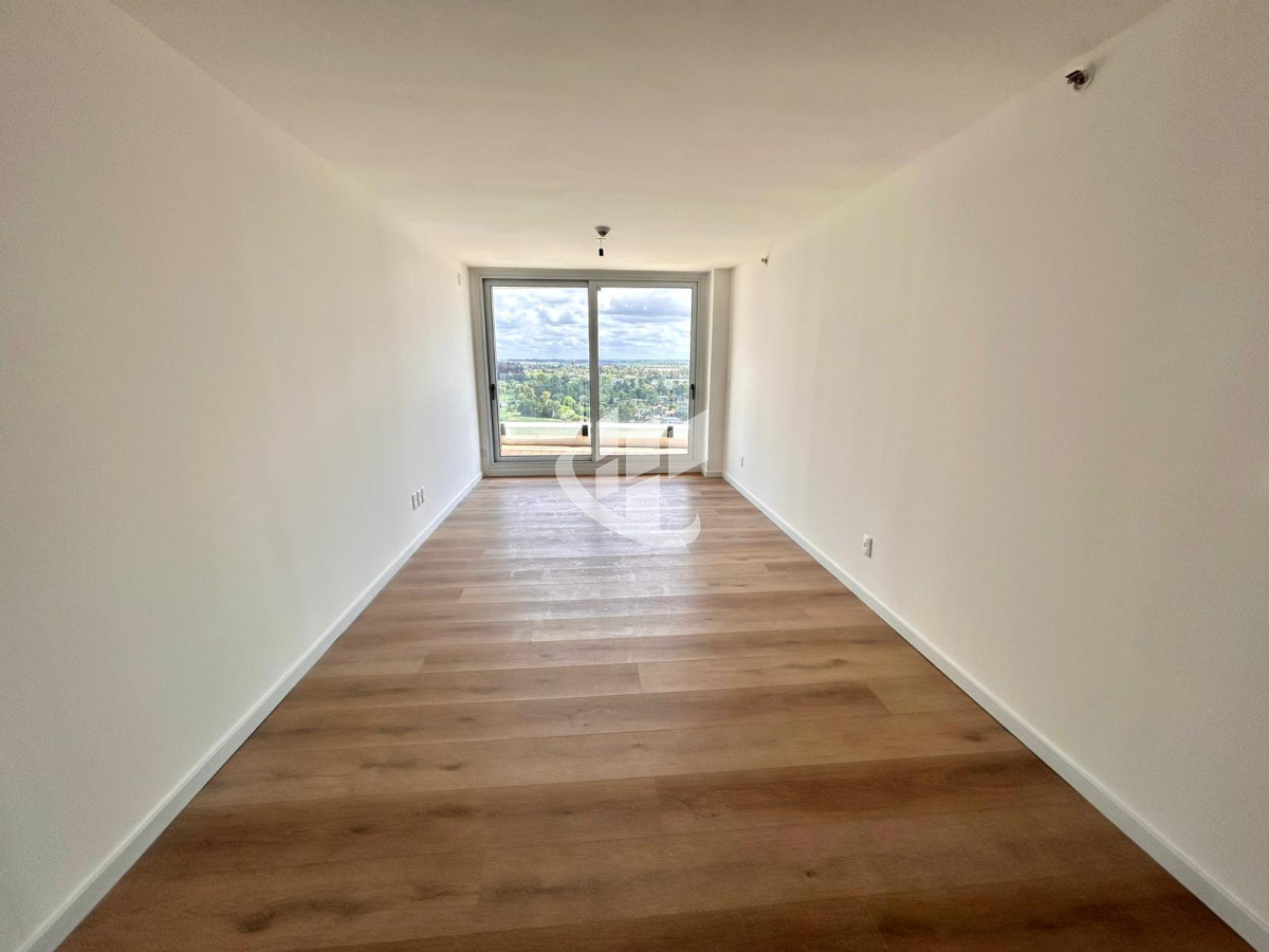 Apartamento ID.2240 - Venta Apartamento 3 Dormitorios con Garaje Doble en Parque Miramar - Orientación Norte