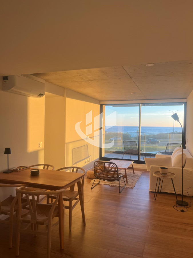 Apartamento ID.1907 - ALQUILER ANUAL DE DOS DORMITORIOS EN MANSA PUNTA DEL ESTE 