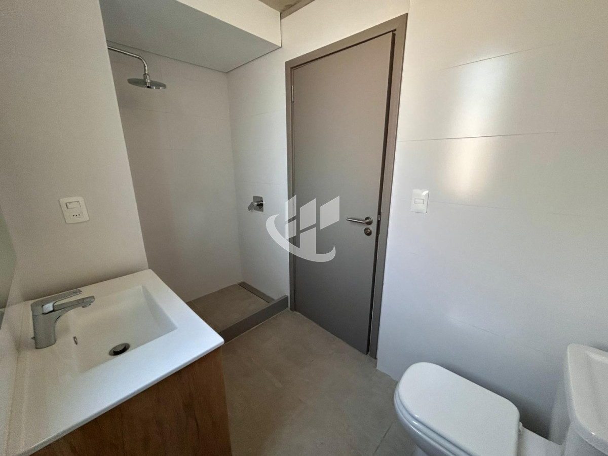 Apartamento ID.2517 - Venta Apartamento 1 Dormitorio con Balcón y Vista a la Rambla, Buceo