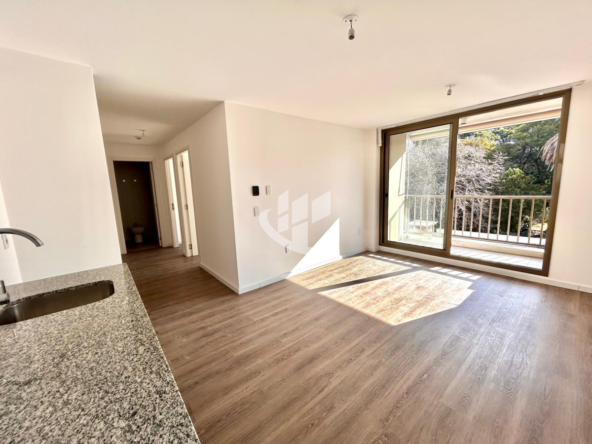Apartamento ID.2059 - Venta Apartamento 2 Dormitorios con Terraza Exclusiva, La Blanqueada