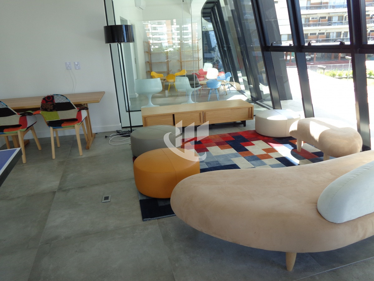 Apartamento ID.1428 - PUNTA DEL ESTE APARTAMENTO DE 1 DORMITORIO EDIFICIO CON SERVICIOS EN VENTA