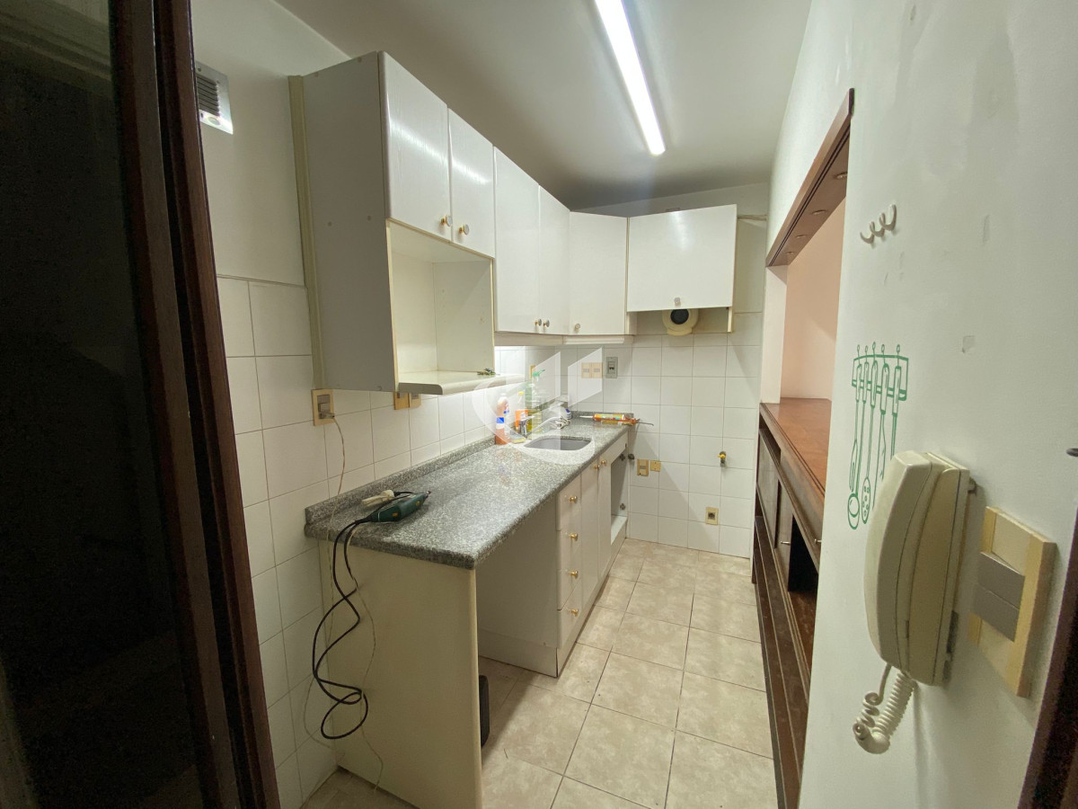 Apartamento ID.1875 - APARTAMENTO EN ALQUILER HERMOSO 2 DORM 2 BAÑOS Y GARAJE PISO ALTO POCITOS