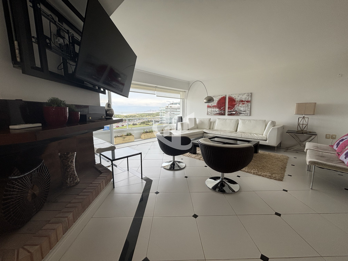 Apartamento ID.2280 - PUNTA DEL ESTE - PLAYA BRAVA - APARTAMENTO 4 DORMITORIOS - VENTA 