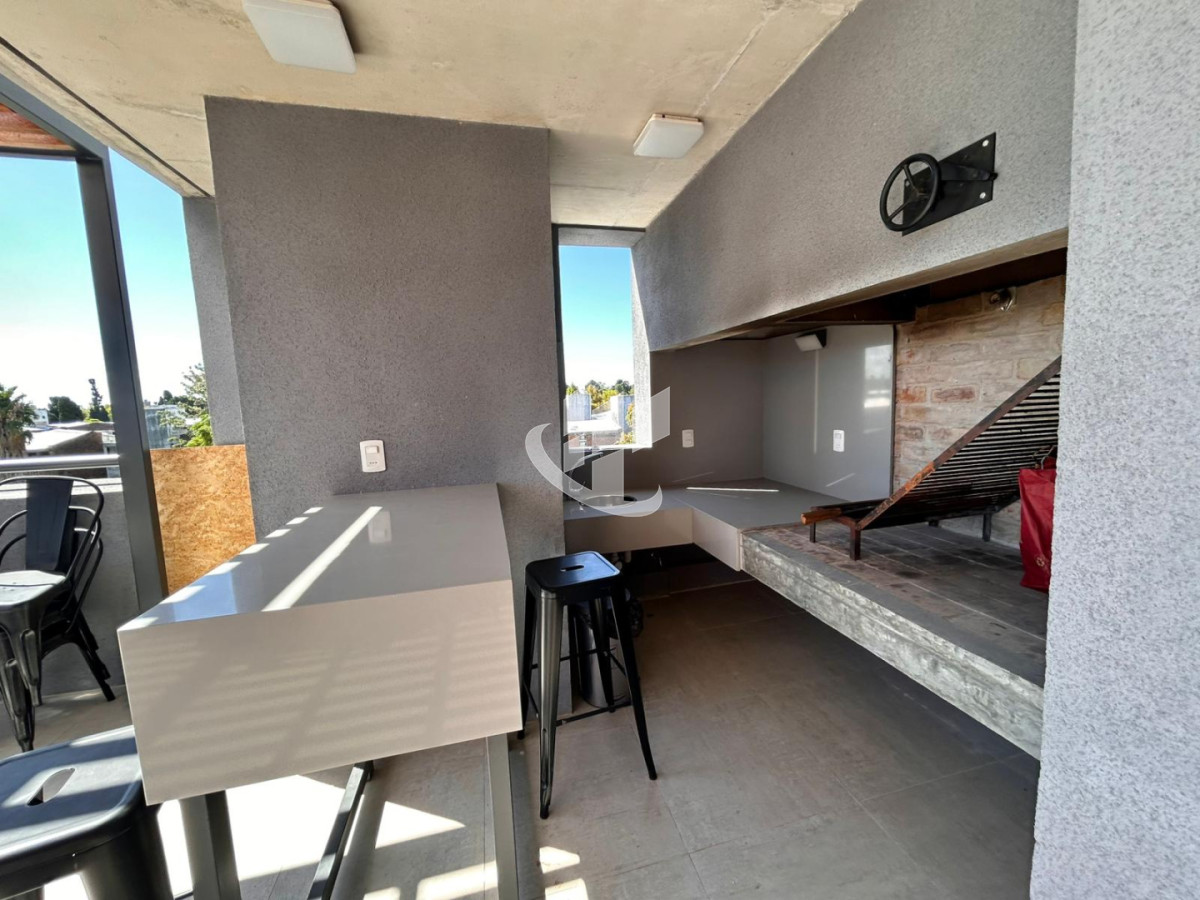 Apartamento ID.2517 - Venta Apartamento 1 Dormitorio con Balcón y Vista a la Rambla, Buceo