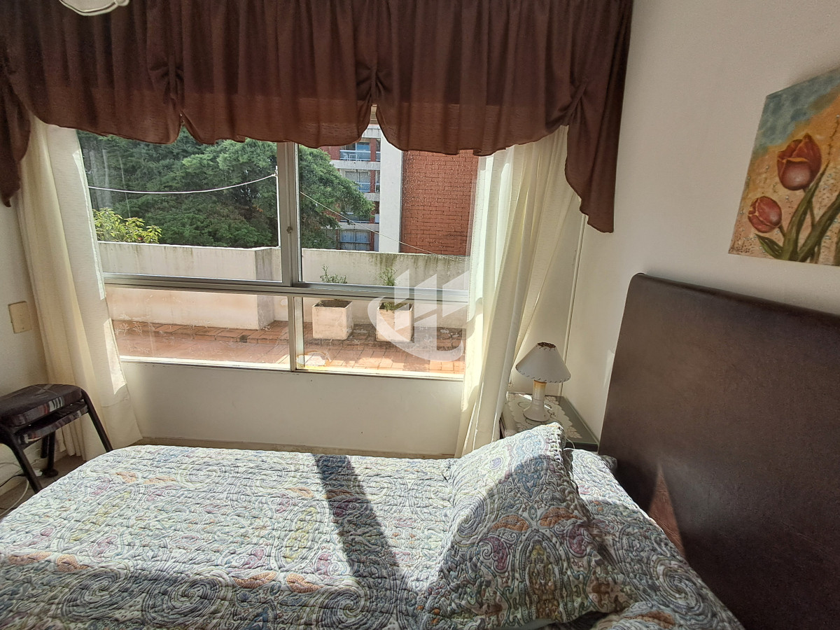 Apartamento ID.1796 - PUNTA DEL ESTE PENINSULA 2 DORMITORIOS EN VENTA