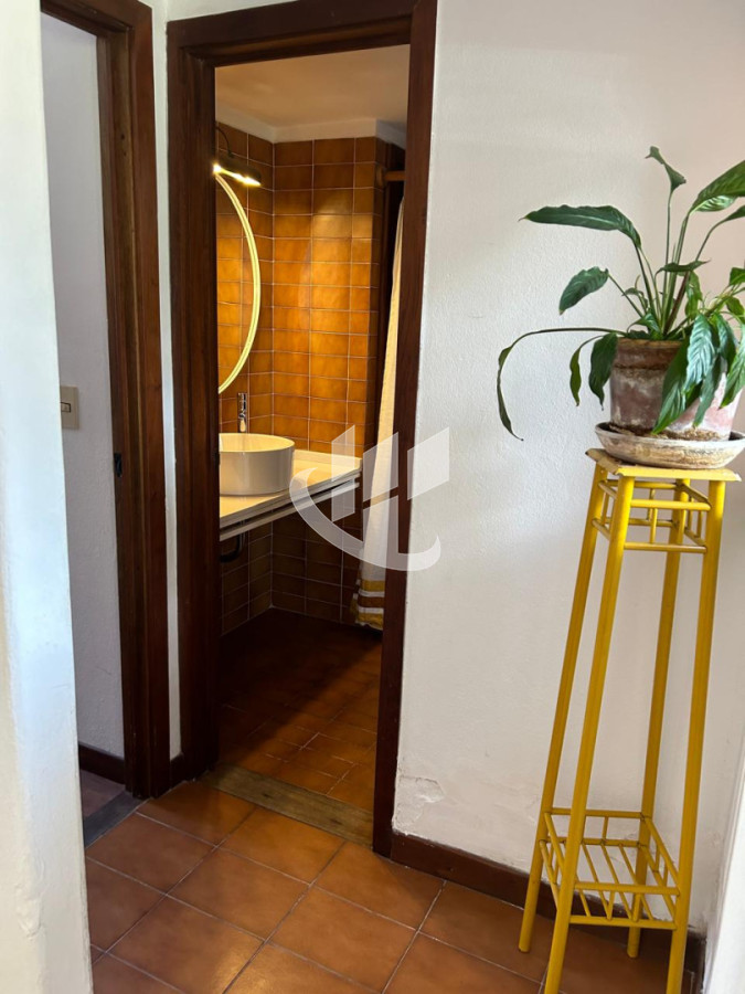 Apartamento ID.2554 - PUNTA DEL ESTE PENINSULA 1 DORMITORIO ALQUILER DE INVIERNO