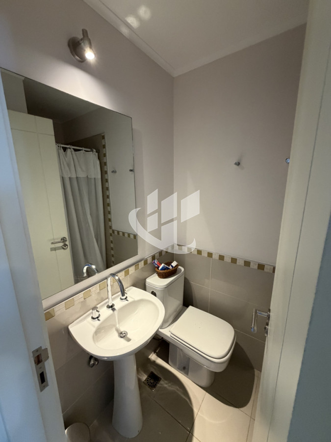 Apartamento ID.2482 - Alquiler  anual  invernal  4 dormitorios  amenitis exclusivos 