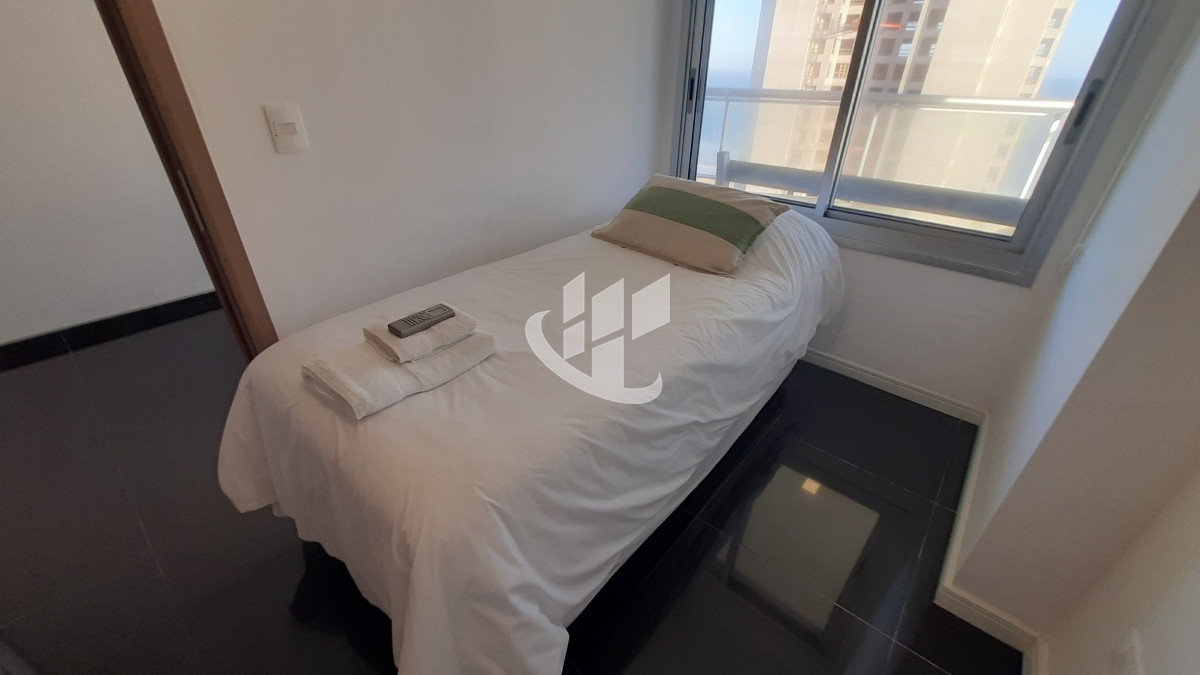 Apartamento ID.895 - Alquiler de verano, 3 dormitorios mas dependencia, vista al mar, Brava, Punta del Este