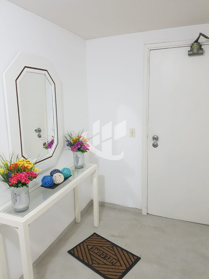 Apartamento ID.692 - Venta, apartamento, 2 dormitorios y dep, con vista, Lincoln Center, Playa Mansa, Punta del Este