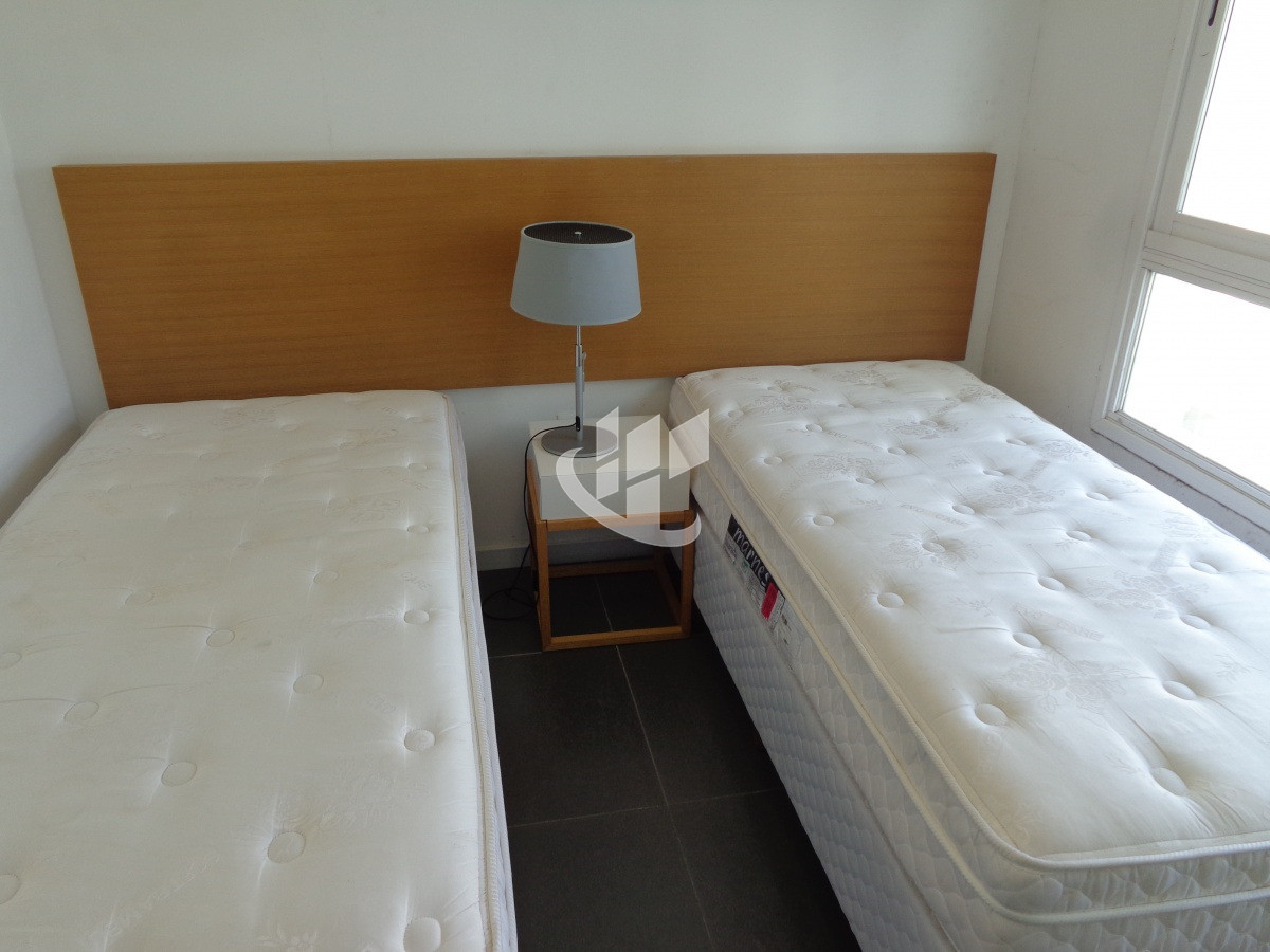 Apartamento ID.2335 - PUNTA DEL ESTE PENINSULA EDIFICIO MODERNO CON AMENITIES 2 DORMITORIOS 2 BAÑOS GARAGE