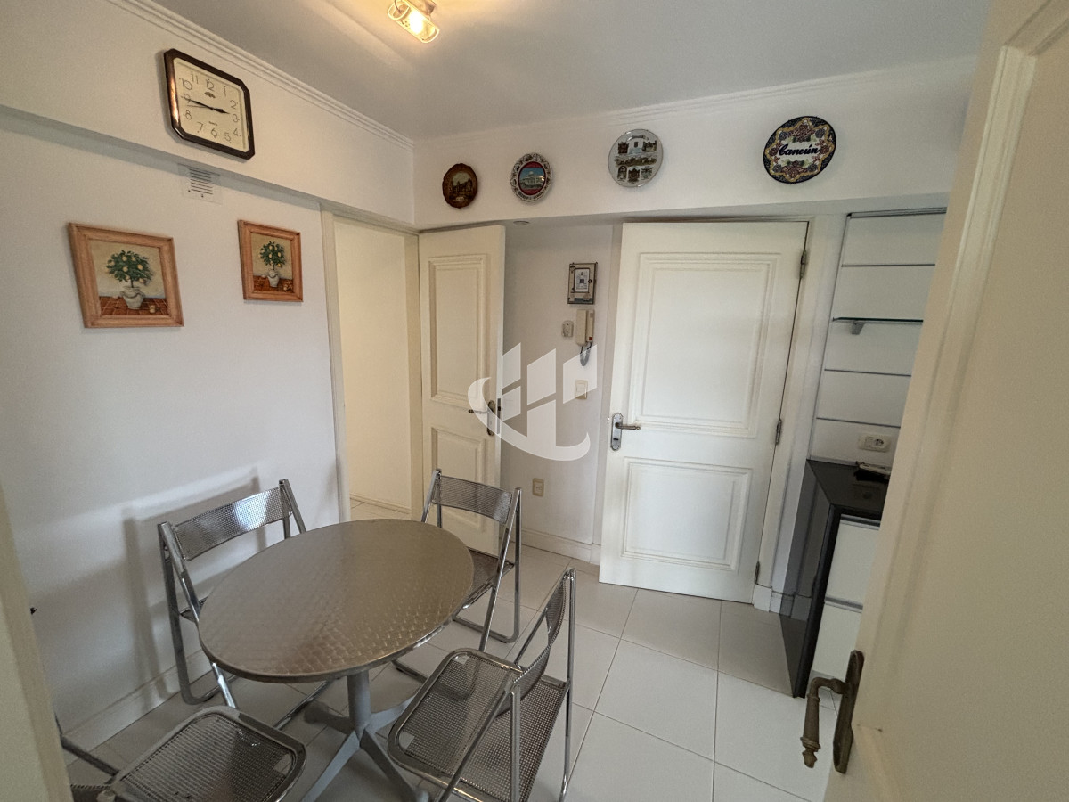 Apartamento ID.2277 - PUNTA DEL ESTE - PLAYA BRAVA - APARTAMENTO DE 4 DORMITORIOS EN SUITE Y DEPENDENCIA - VENTA