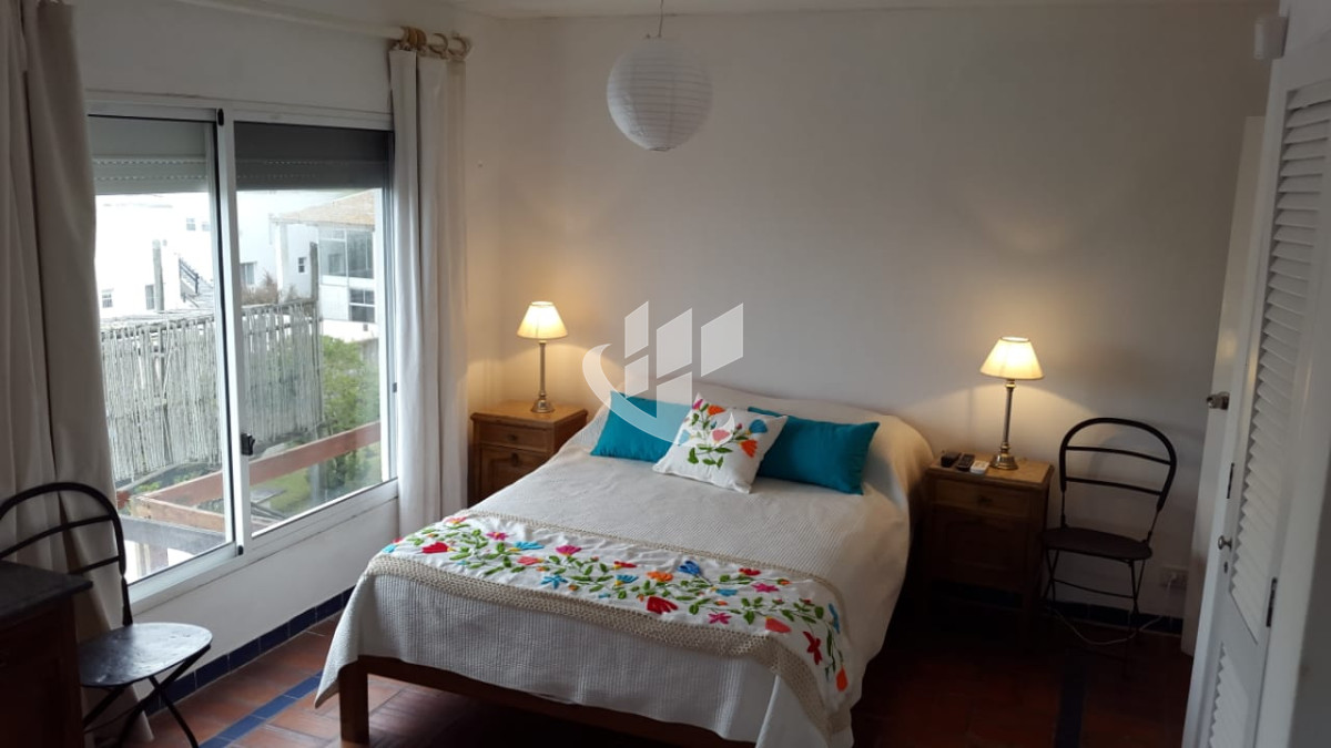 Apartamento ID.1803 - LA BARRA MONTOYA DUPLEX EN 3 PLANTAS 3 DORMITORIOS EN ALQUILER ANUAL Y TEMPORAL