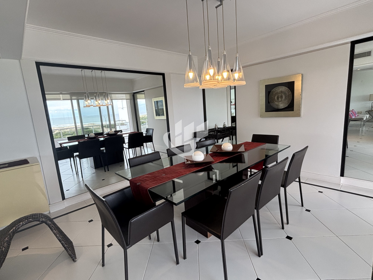 Apartamento ID.2280 - PUNTA DEL ESTE - PLAYA BRAVA - APARTAMENTO 4 DORMITORIOS - VENTA 