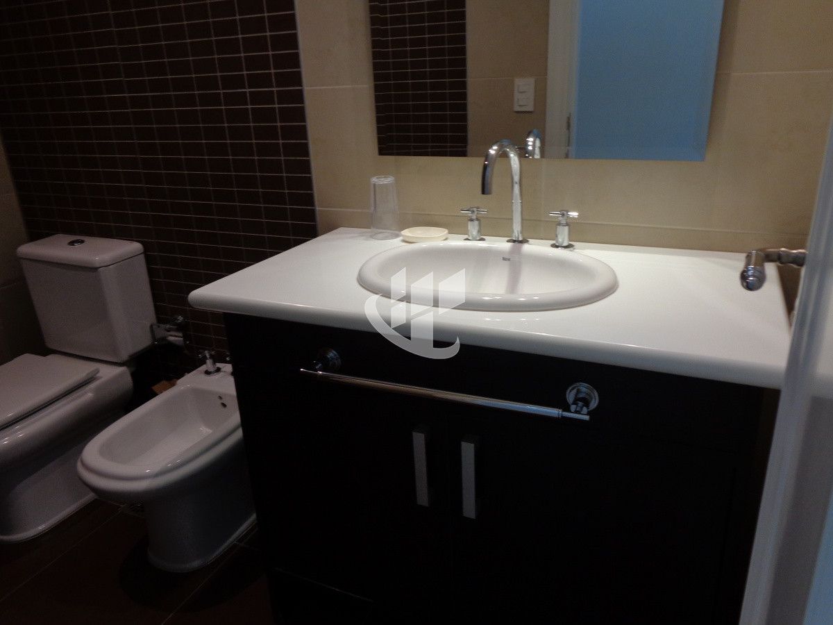 Apartamento ID.1400 - PUNTA DEL ESTE IMPERIALE FRENTE AL MAR! 3 DORMITORIOS 