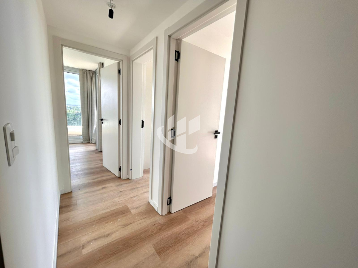 Apartamento ID.2240 - Venta Apartamento 3 Dormitorios con Garaje Doble en Parque Miramar - Orientación Norte