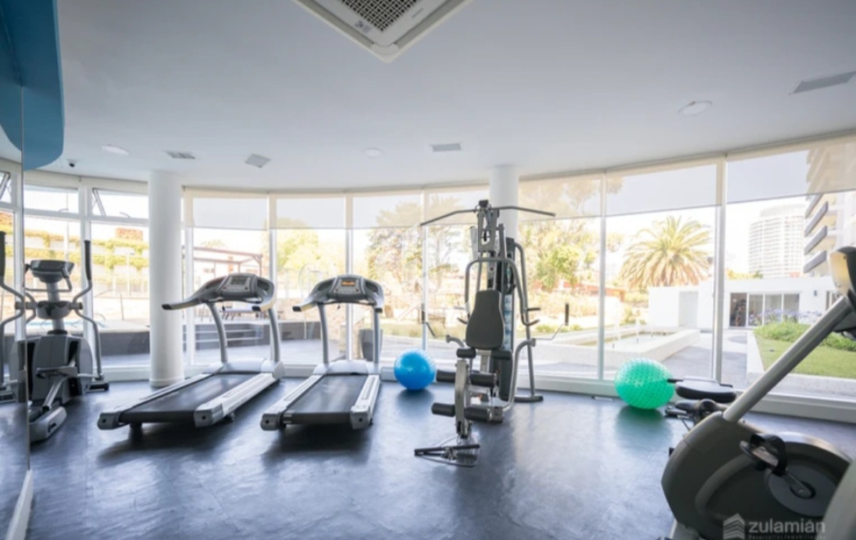 Apartamento ID.1604 - PUNTA DEL ESTE MANSA APARTAMENTO DE 3 DORMITORIOS DEPENDENCIA PARRILLERO AMENITIES