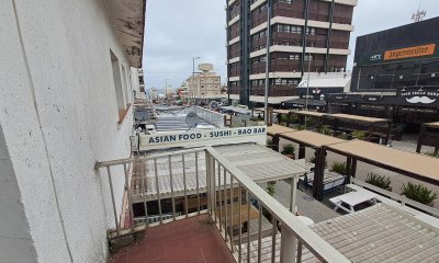 PUNTA DEL ESTE PENINSULA APARTAMENTO DE 3 DORMITORIOS Y DEPENDENCIA EN VENTA