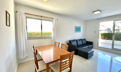 Venta departamento 2 dormitorios en Península, Punta del Este