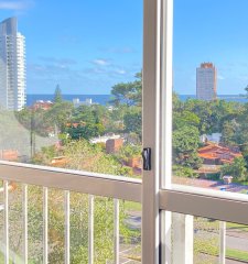 Apartamento  venta, 3 dormitorios mansa Punta del Este