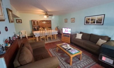 MALDONADO ROOSEVELT APTO. PLANTA BAJA COMO CASA 2 DORMITORIOS 2 BAÑOS EN VENTA!!! OPORTUNIDAD!!!