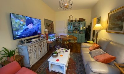 APARTAMENTO EN VENTA CORDON 2 DORMITORIOS Y SERVICIO.