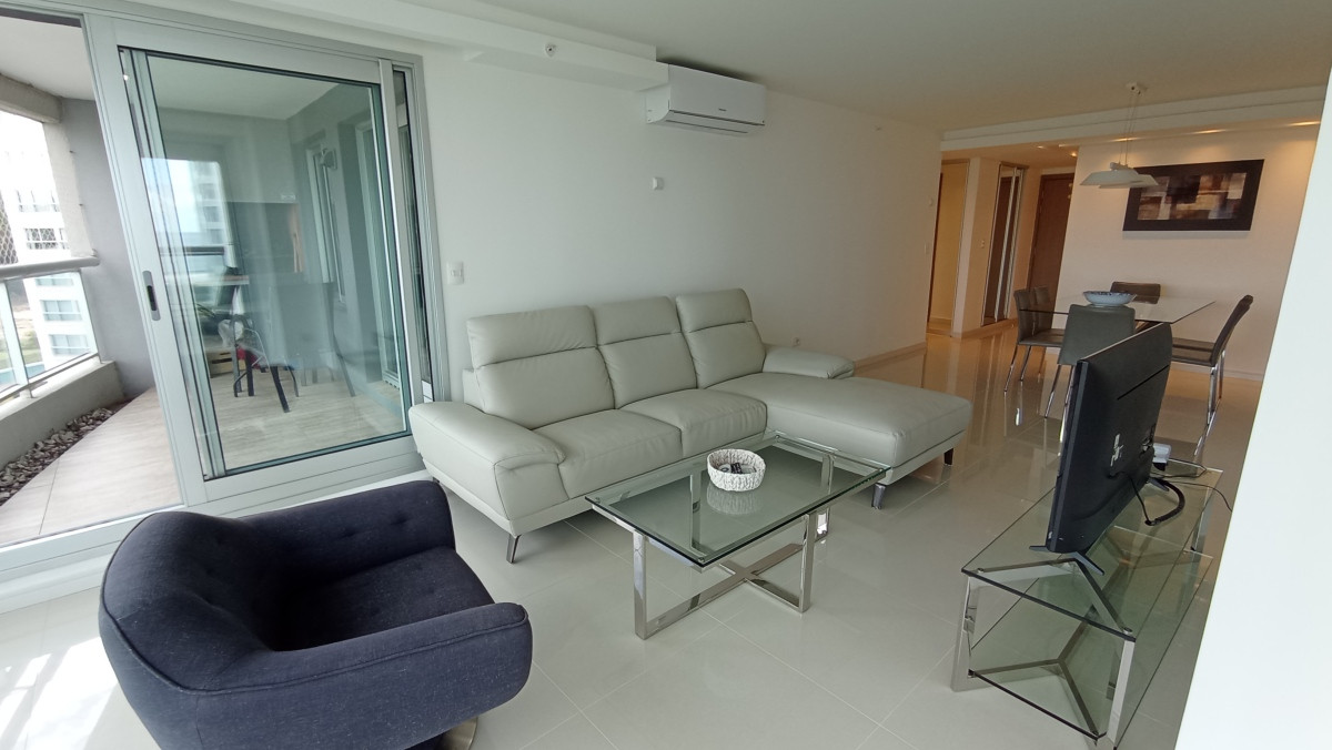Departamento en Venta, 3 dormitorios en suite, Amenities, Brava, Punta del Este