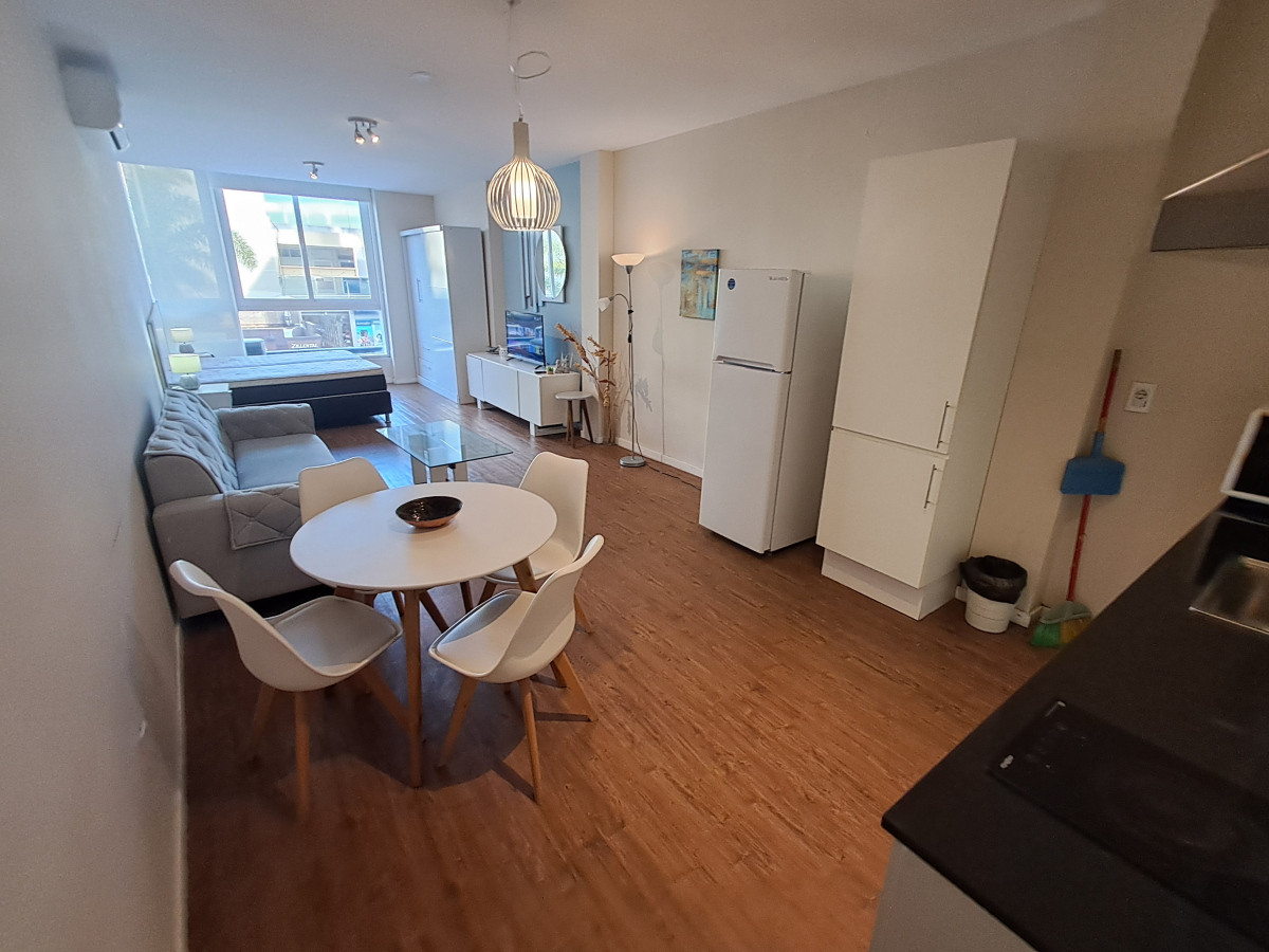 PUNTA DEL ESTE PENINSULA MONO AMBIENTE EN VENTA