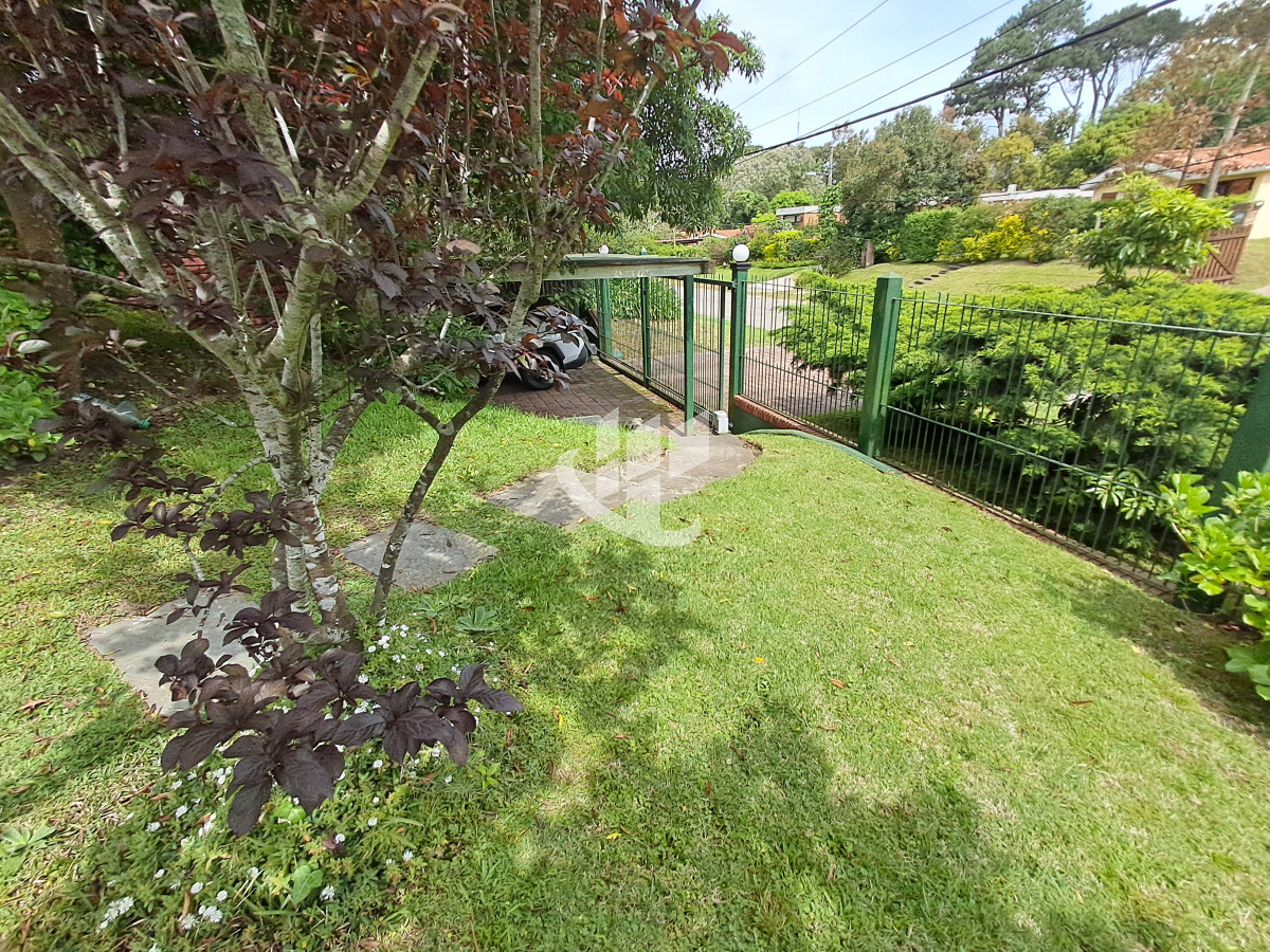 Casa ID.1540 - PUNTA DEL ESTE BARRIO RESIDENCIAL EXCELENTE PROPIEDAD DE 2 DORMITORIOS 3 BAÑOS 