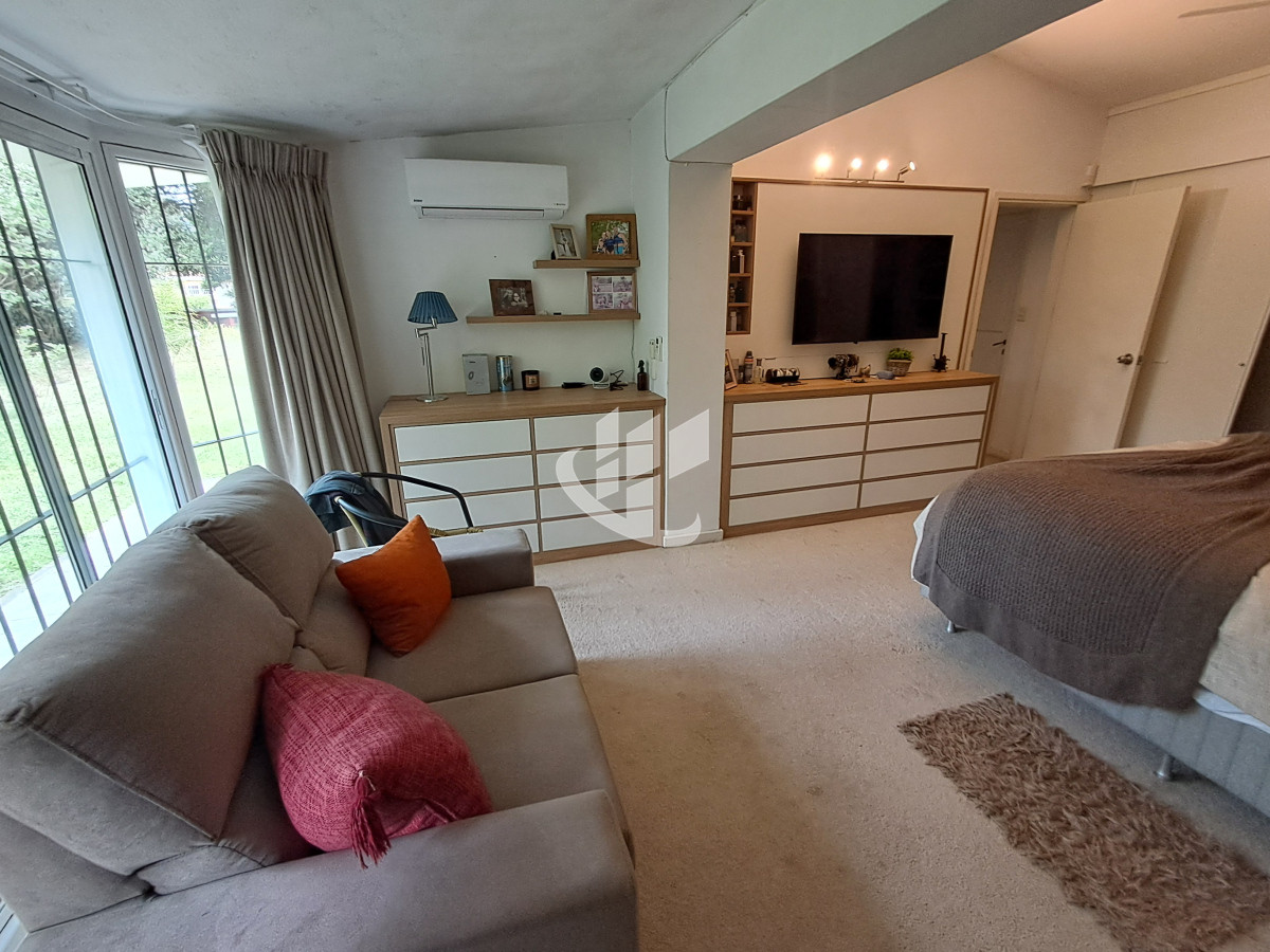 Casa ID.1540 - PUNTA DEL ESTE BARRIO RESIDENCIAL EXCELENTE PROPIEDAD DE 2 DORMITORIOS 3 BAÑOS 