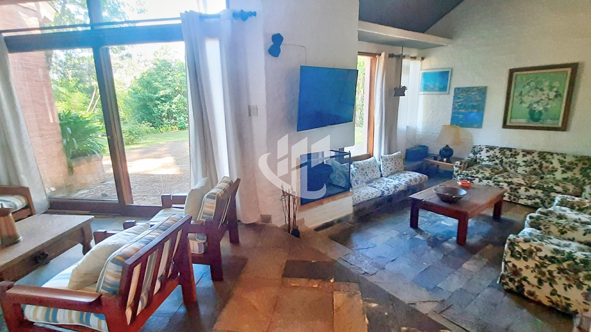 Casa ID.137 - Alquiler invernal, casa cercada, san Rafael punta del este, 4 dormitorio