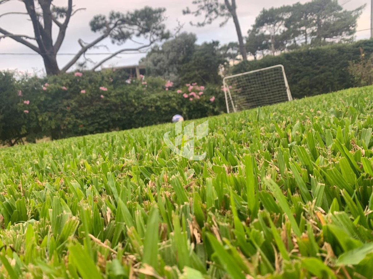 Casa ID.2395 - PUNTA DEL ESTE SAN RAFAEL 4 DORMITORIOS 2 BAÑOS PISCINA PARRILLERO