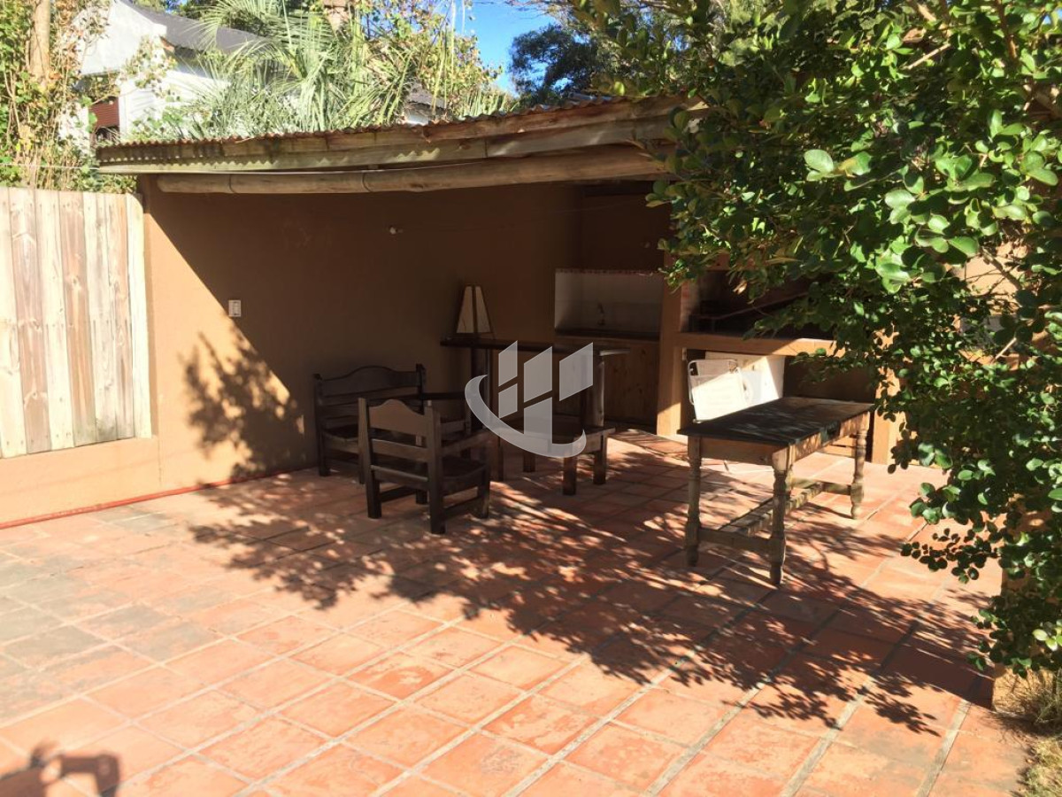 Casa ID.900 - Alquiler anual.Balneario Bs As PUNTA DEL ESTE
