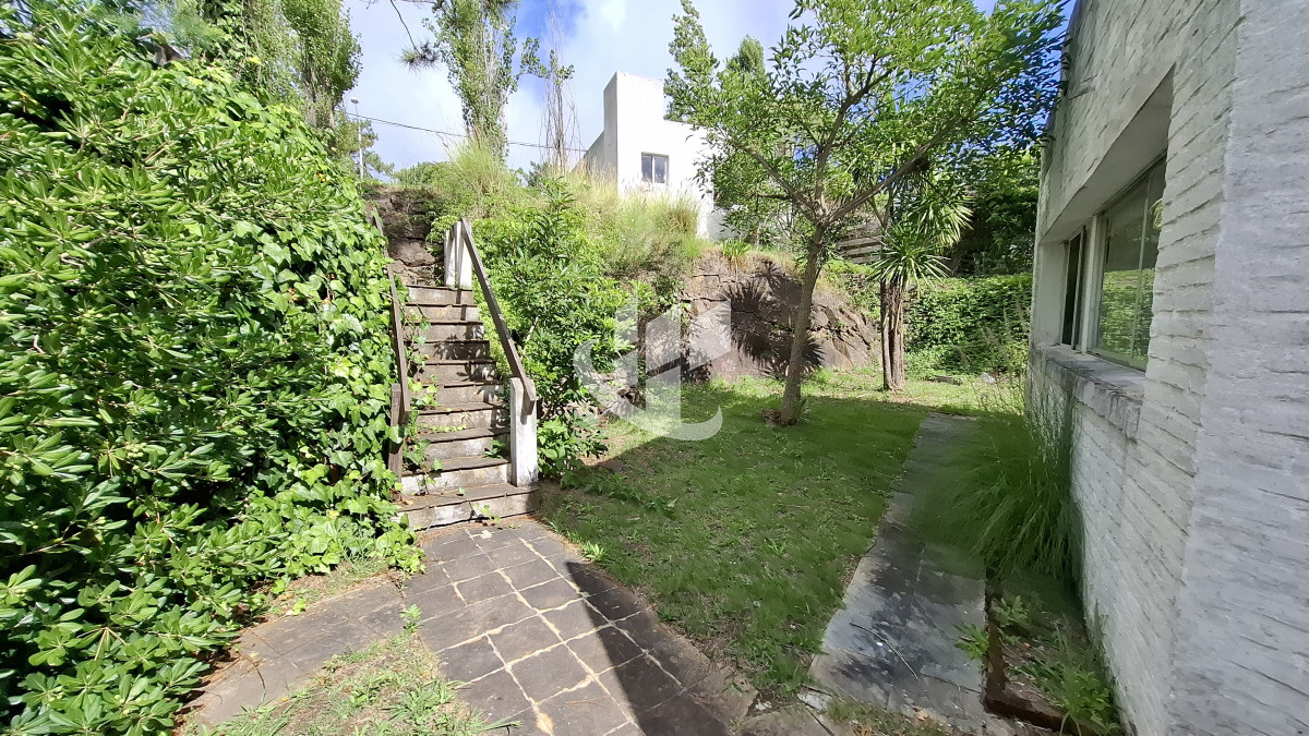 Casa ID.1606 - Alquiler Temporada, Casa, Punta Ballena, Con vista, Punta del Este