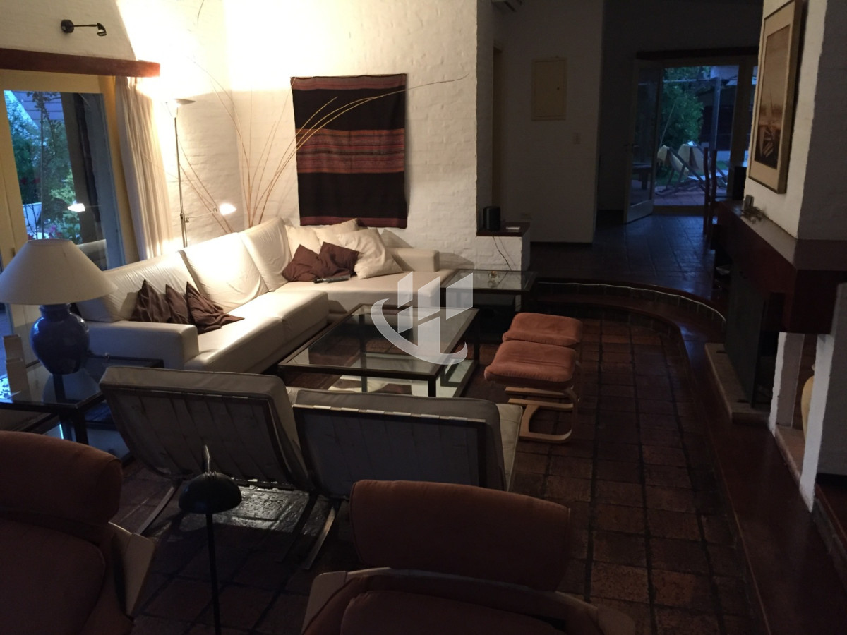 Casa ID.1394 - PUNTA DEL ESTE RINCON DEL INDIO EXCELENTE PROPIEDAD, PISCINA
