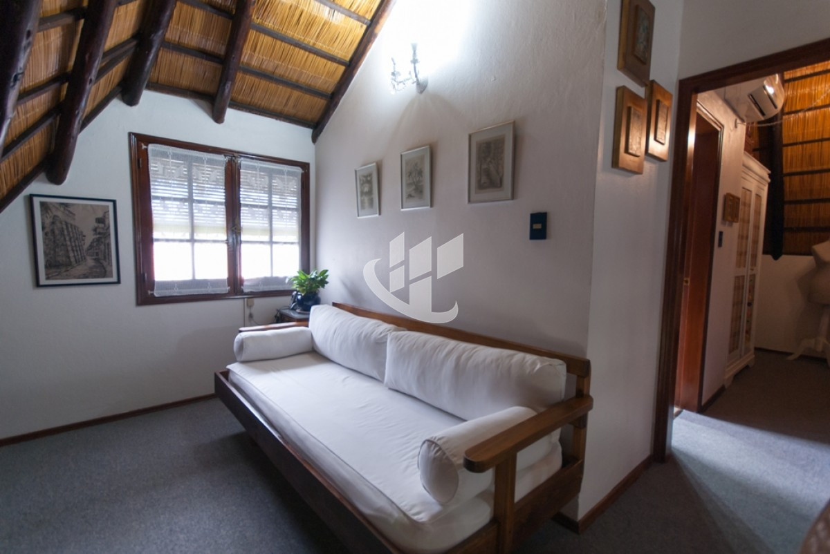 Casa ID.1947 - PUNTA DEL ESTE PINARES COMODA CASA DE 3DORMITORIOS PISCINA EN ALQUILER