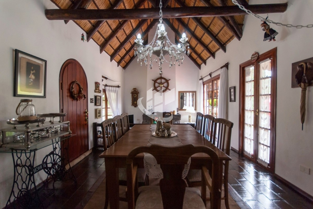 Casa ID.1947 - PUNTA DEL ESTE PINARES COMODA CASA DE 3DORMITORIOS PISCINA EN ALQUILER